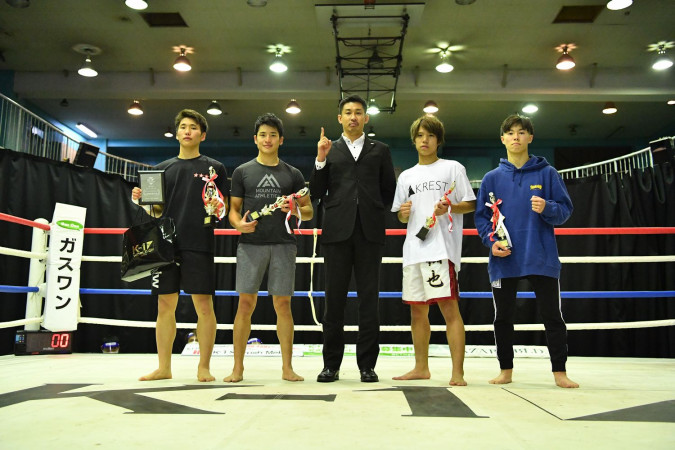 チャレンジaクラスは4階級のうち3階級で10代が優勝 Genスポーツパレスにて 第34回k 1アマチュア 全日本大会 東日本予選トーナメント チャレンジ ワンマッチ を開催 K 1公式サイト K 1 Japan Group